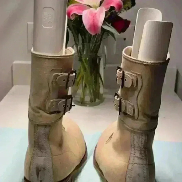 VINTAGE KOREAN WAR "Bunny Boots"  A R Hyde & Sons Boots - Picture 11 of 14